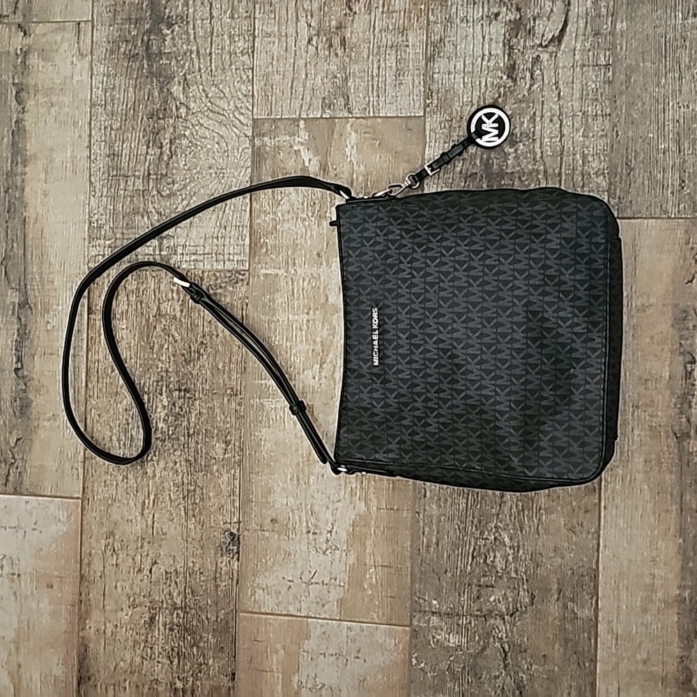 Michael Kors black crossboby purse
